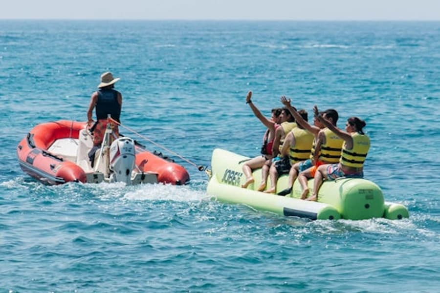 Salou: Bananabátsferð, at Water Activities in Salou, Salou