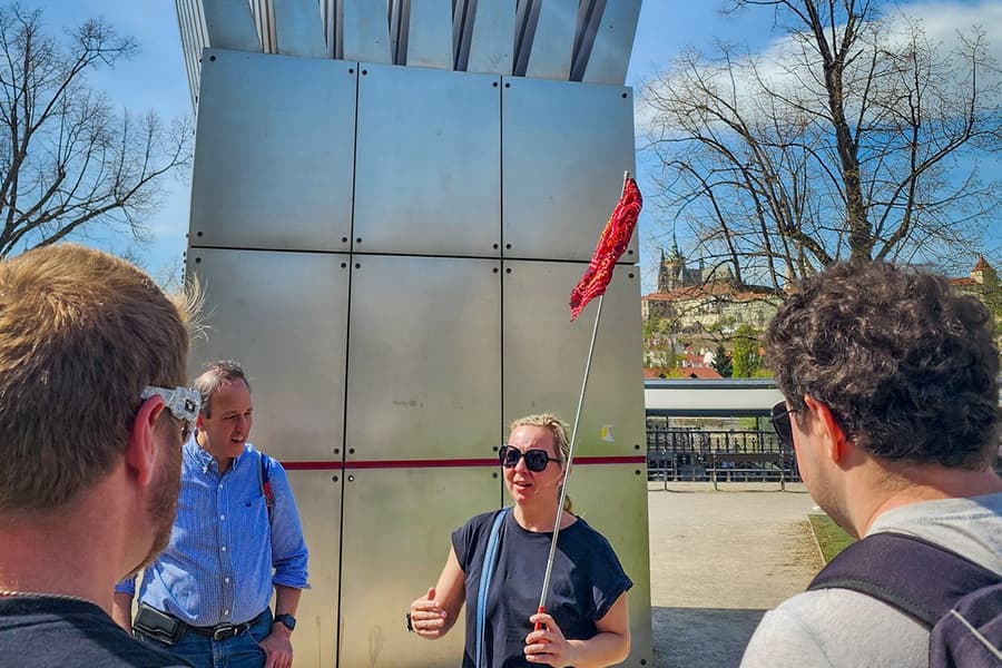Combo: Prague Castle Guided Tour, River Cruise & Bus Transfer, at Premiant City Tour