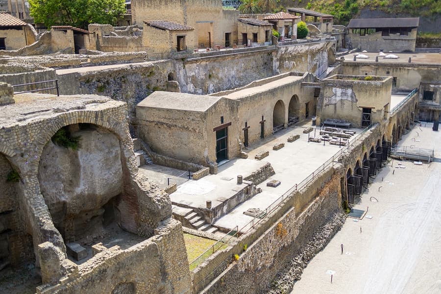 Herculaneum Timed-Entry Tickets, Pompeii and Naples