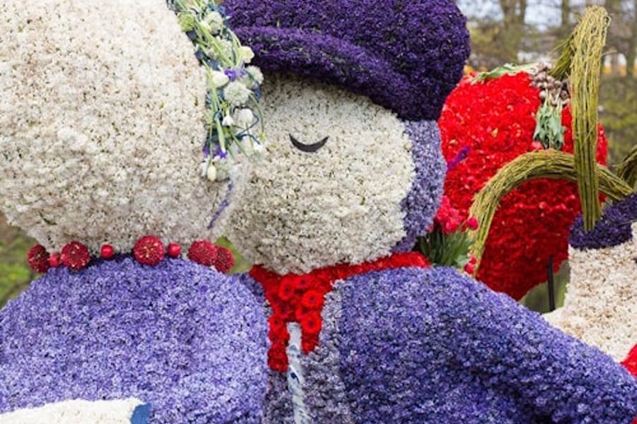 Keukenhof & Flower Parade: Entry Ticket + Transport at Keukenhof