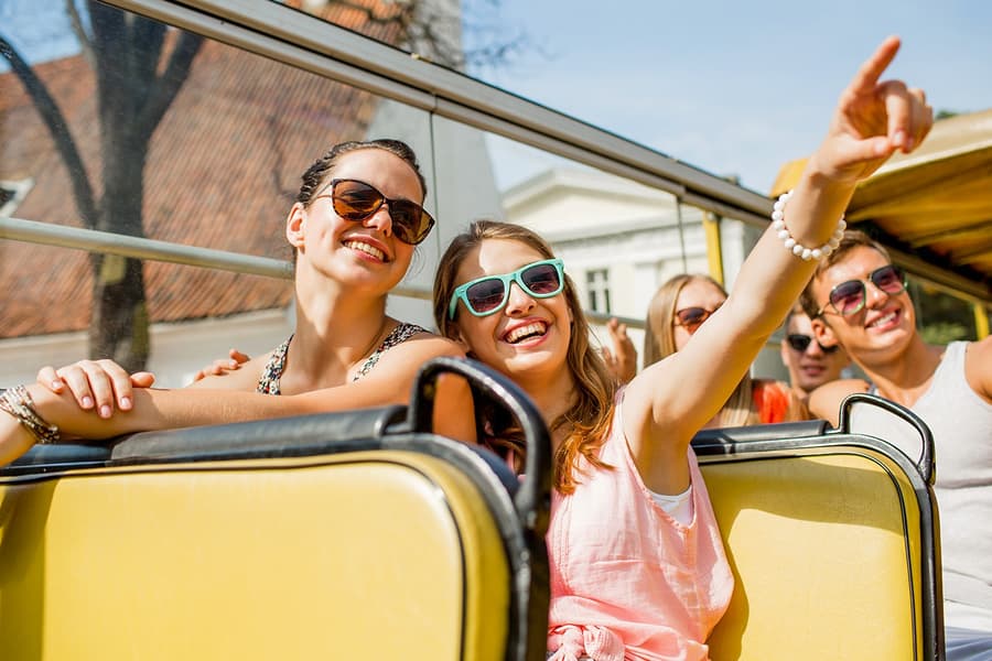 Combo: Darwin Hop-on Hop-off Bus Tour + Crocosaurus Cove Tickets + RFDS Facility Tickets, Darwin