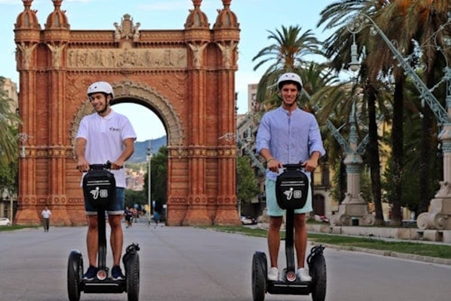 Barcelona: Ciutadella Segway Tour