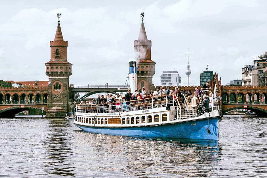 ล่องเรือชมวิวเบอร์ลิน 1 ชั่วโมง, Berlin