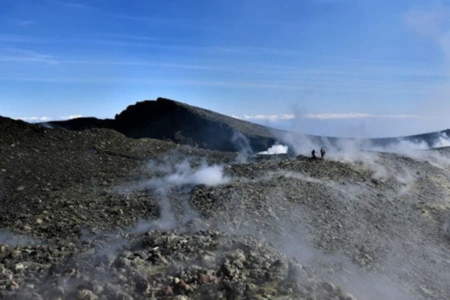 Monte Etna: Excursió a la Cima i al Cràter des del Costat Nord, at Mount Etna, Nicolosi