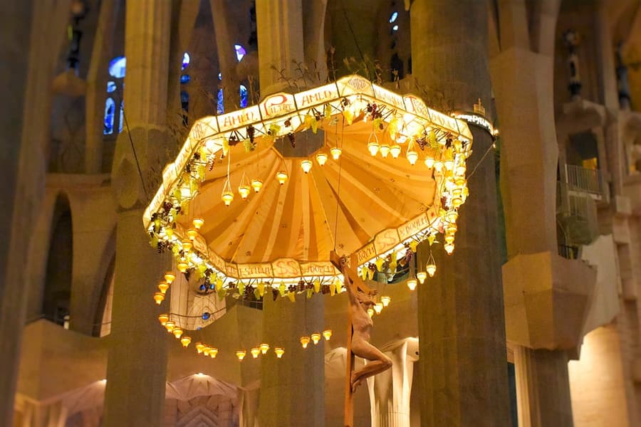 Sagrada Familia Fast-Track Guided Tour with Towers Access, Barcelona