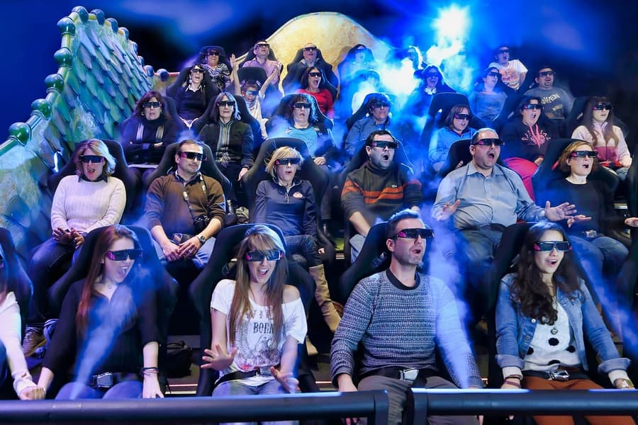 Gaudí 4D Experience, at Larrard, 41