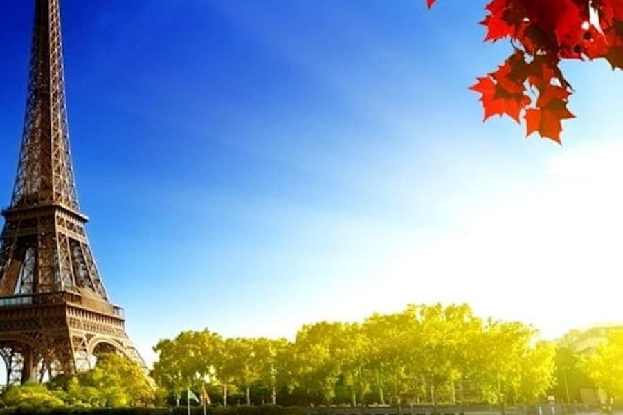 Paris: Roundtrip by Bus, at Paris Day Trips from Amsterdam