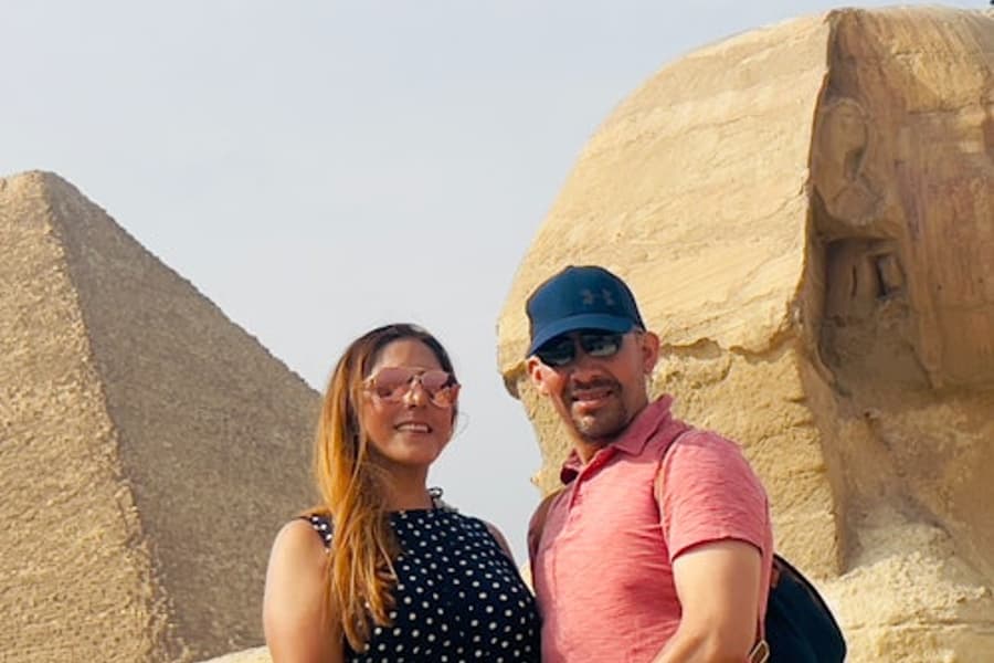 Giza Pyramids, Sphinx & Egyptian Museum: Private Day Tour with Bazaar, Giza