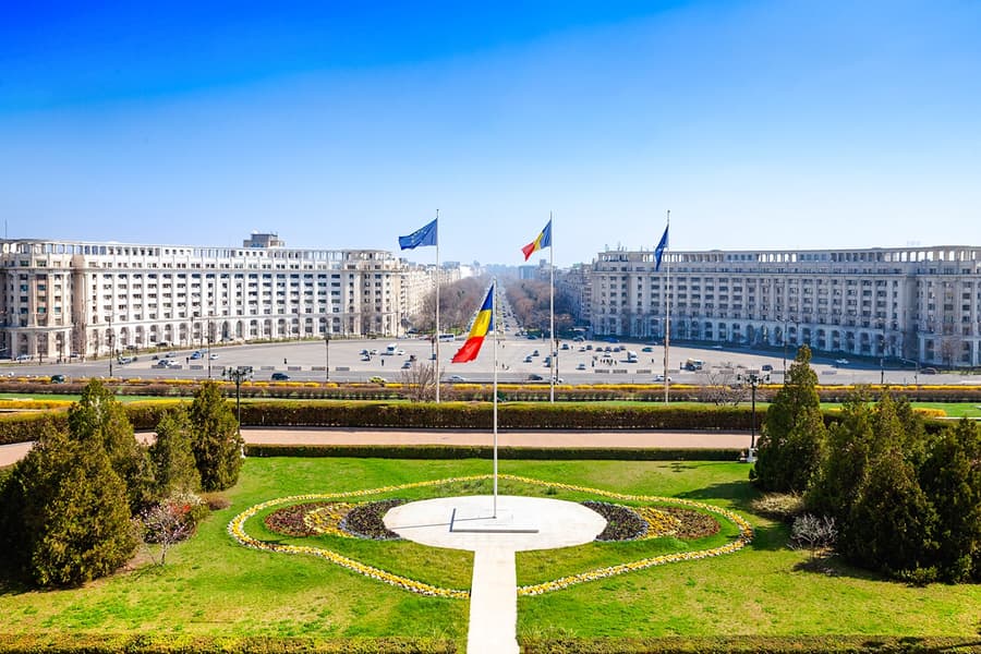 4-timmars guidad tur i parlamentspalatset och Bukarests stad, at You will meet the tour guide in the lobby of your hotel., Bucharest
