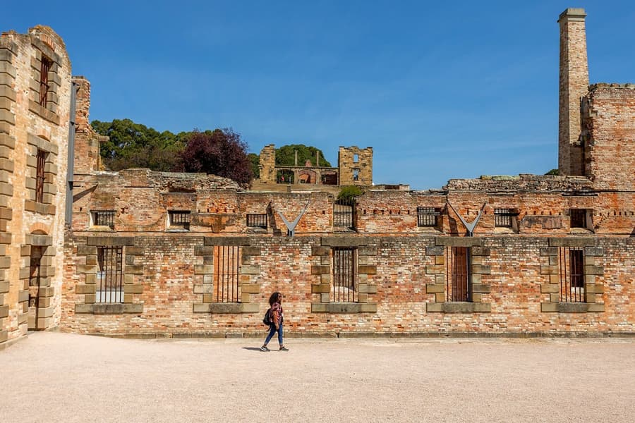 From Hobart: Port Arthur, Tasman Peninsula & Richmond Guided Tour
, Hobart