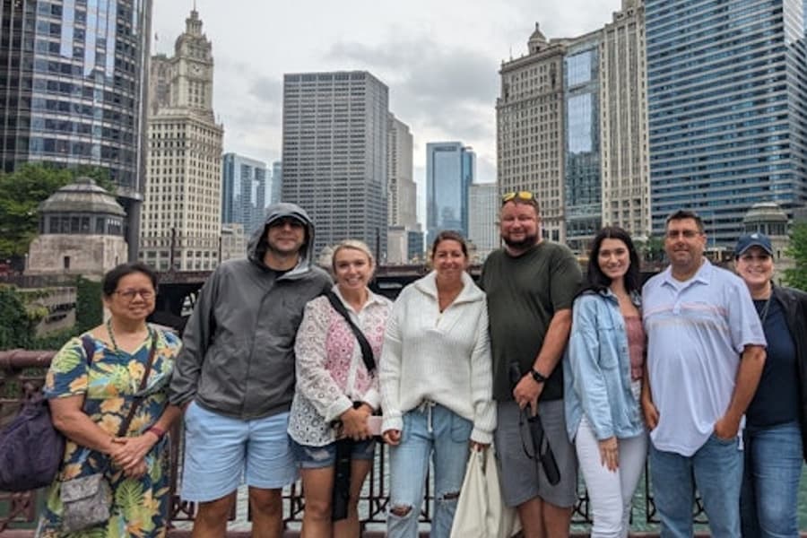 شکاگو: فوڈ ٹور + بائیک یا کایاک کرائے پر لینے کی سہولت, at Chicago Food Tours, Chicago