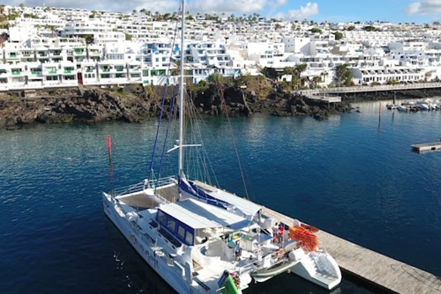 পাপাগায়ো সমুদ্র সৈকতে ক্যাটামারান অভিজ্ঞতা, Lanzarote