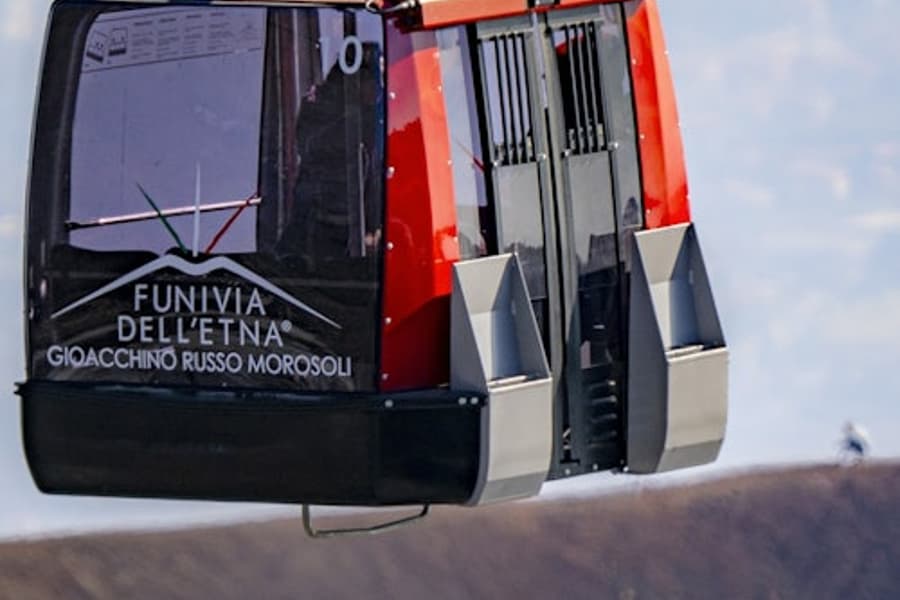 Mont Etna: Bitllet d'anada i tornada en telecabina, at Mount Etna, Nicolosi