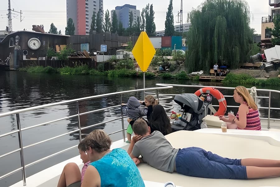 ล่องเรือชมไฮไลท์ 2.5 ชั่วโมงแห่งเบอร์ลิน, at Berlin, Germany, Berlin