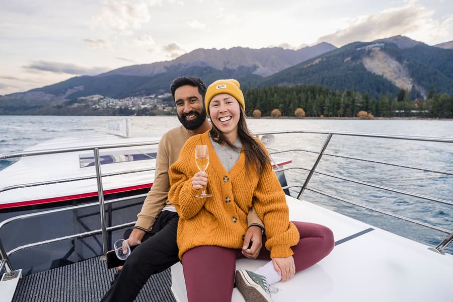 From Queenstown: Million Dollar Cruise, Queenstown