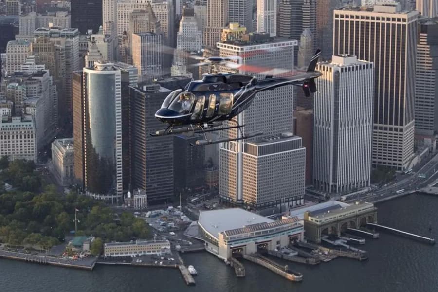 20-Min Ultimate NYC Helicopter Tour from Downtown Manhattan, New York