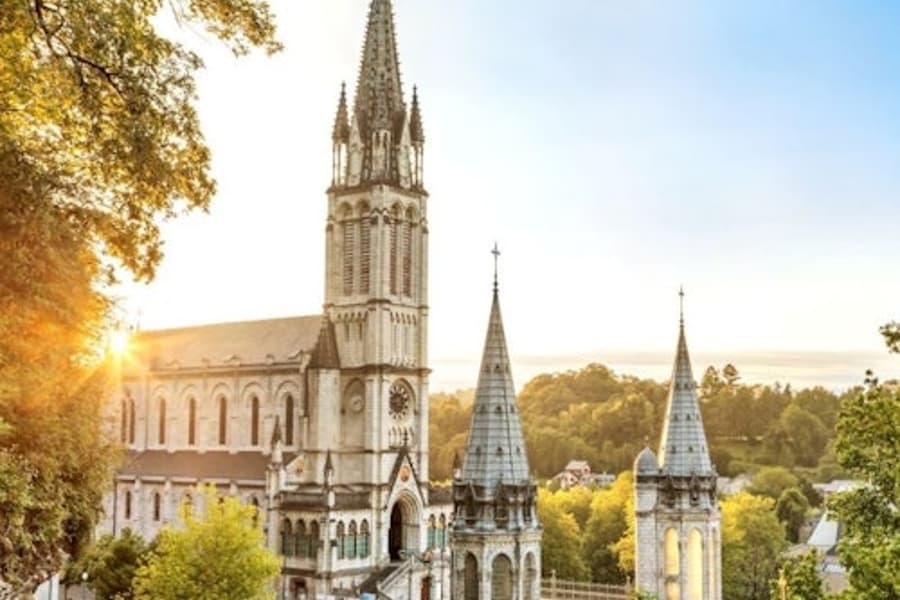 Lourdes: Kleine Groep Gidsdagtocht vanuit Toulouse, Toulouse