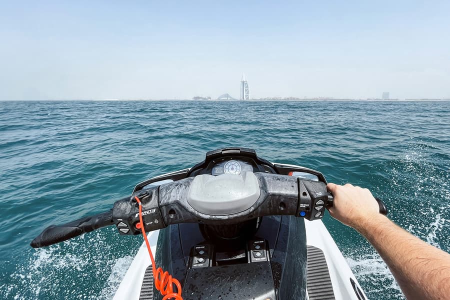 Tour Memandu Sendiri Jet Ski di Dubai dengan Pemandu, Foto Percuma, Video & Sajian Kafe, Dubai