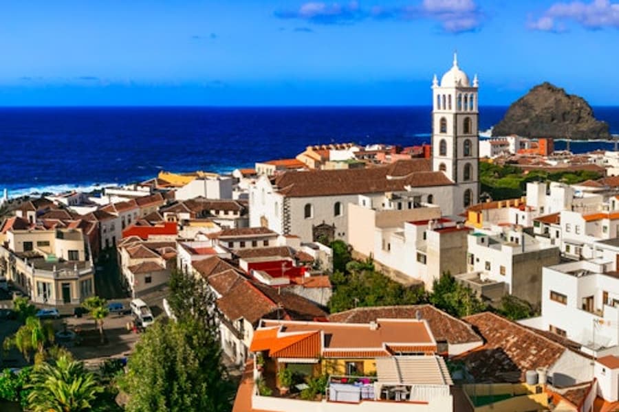 Tenerife: Guided Island Tour + Roundtrip Transfer