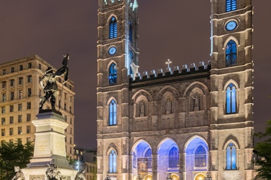 Montreal: Cruzeiro Turístico pelo Rio + Experiência AURA na Basílica de Notre-Dame, Montreal