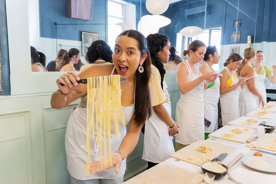 Traditional Roman Pasta and Spritz Cooking Class, at Via Giuseppe Zanardelli,
