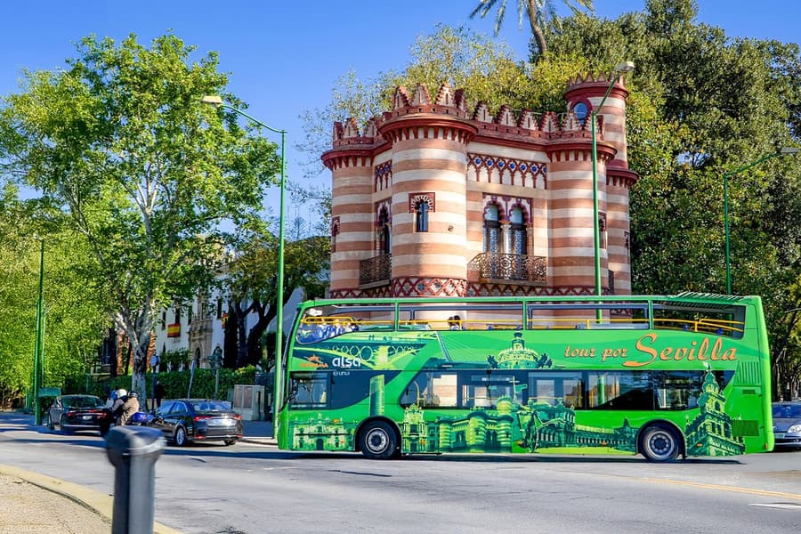 સેવિરામા: સsevilla Hop-on Hop-off બસ ટૂર, Seville