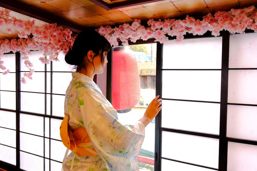 Tokyo Half-Day Tour: Imperial Palace, Tsukiji & Tea Cruise, Tokyo