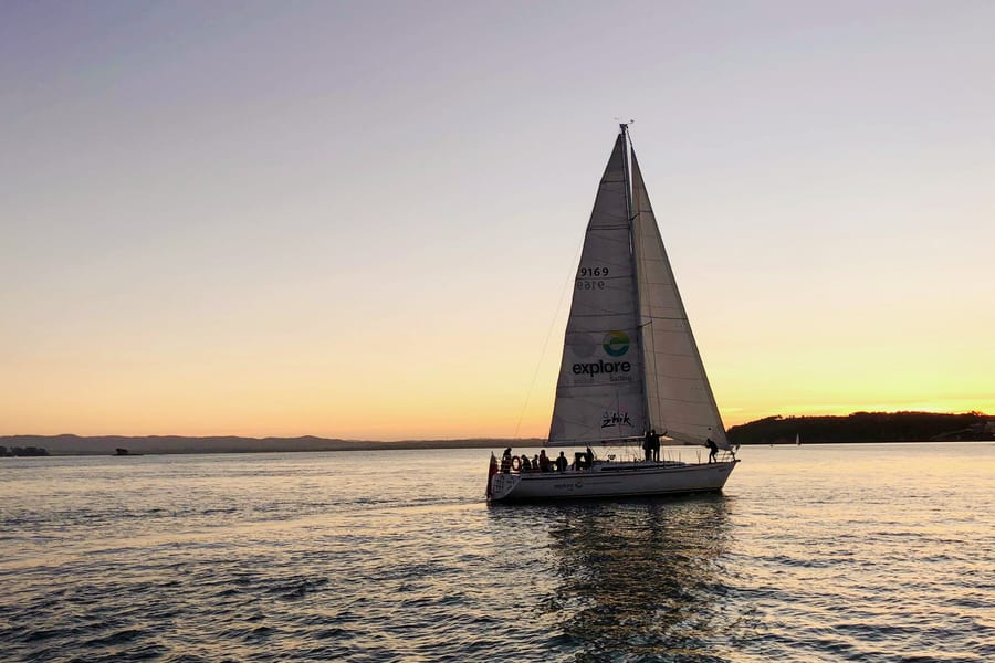Auckland Harbour Cruise with 3-Course Dinner & Drinks, Auckland