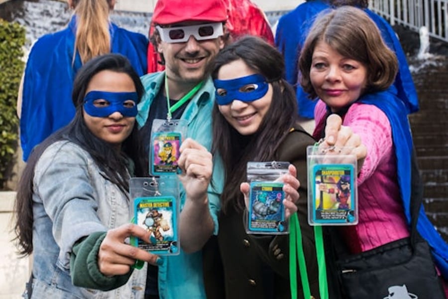 Juego de Misterio en Vancouver: Héroes y Villanos, at Vancouver City Tours, Vancouver