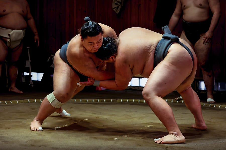 Osaka: Sumo Practice Show at Ochiizumibeya with Chanko-Nabe Hot Pot and Photo, Osaka