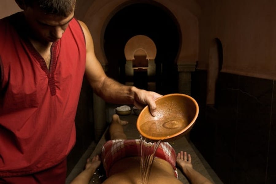 Madrid: Bath, Kessa & Massage Experience