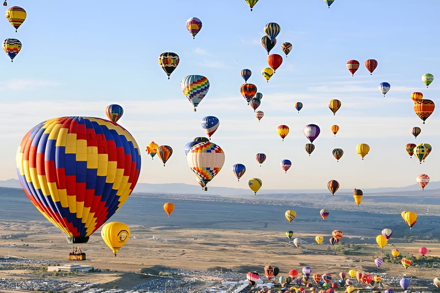 Luxor Sunrise Hot Air Balloon Ride With Round-Trip Hotel Transfers, Luxor