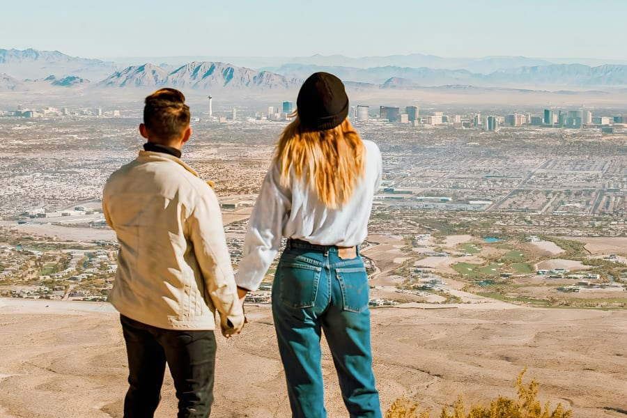 30 minuutin Las Vegasin ja Red Rock Canyonin helikopterikierros Vegas Valleyn laskeutumisella, Las Vegas