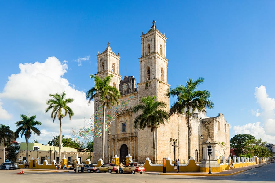 From Playa del Carmen: Chichén Itzá, Cenote & Valladolid Tour with Lunch (No Taxes), Cancun