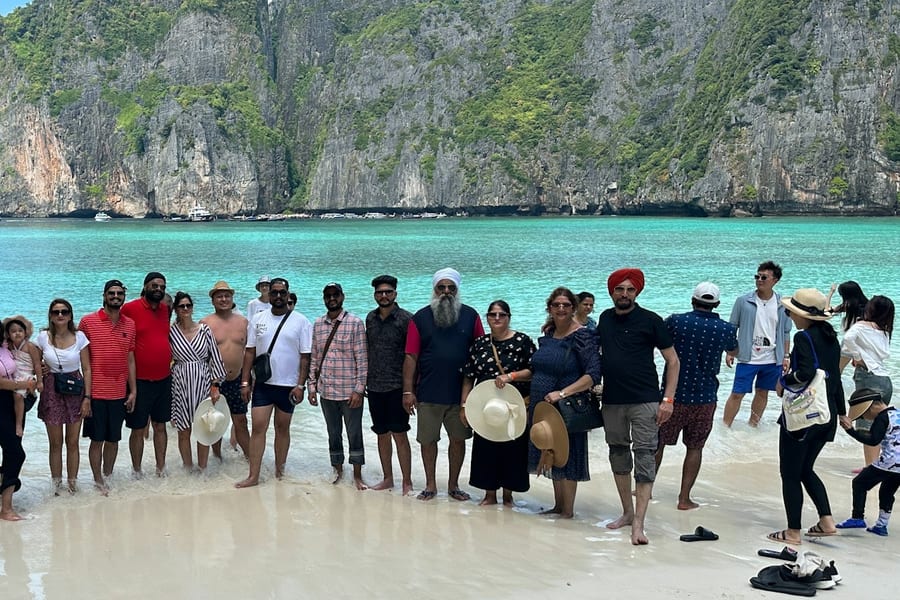 Phi Phi, Khai & Bamboo Islands: Speedboat Tour + Transfers + Lunch + Drinks, Krabi