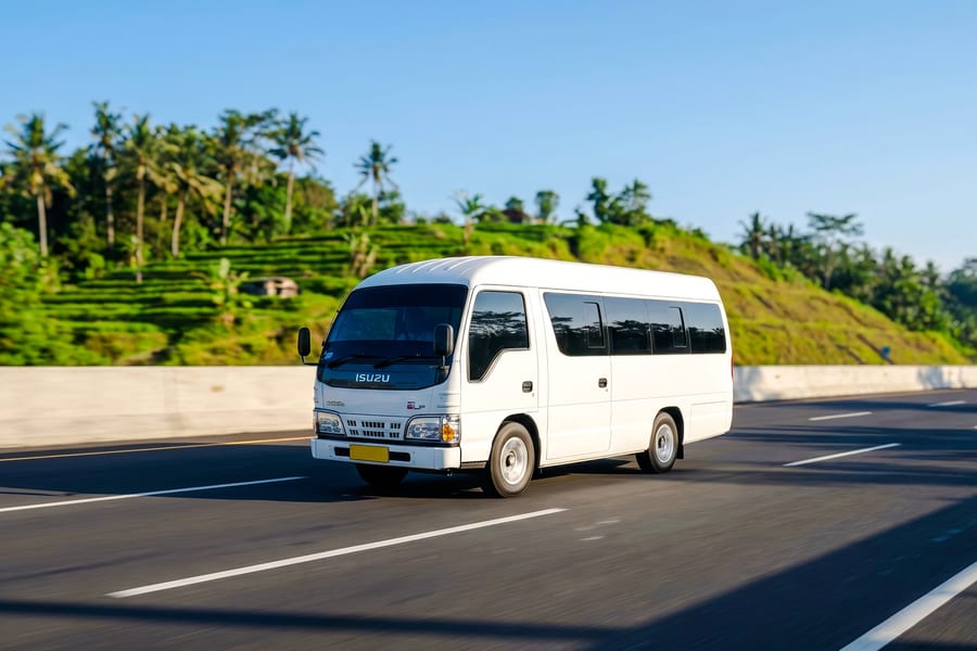 12 Seater Car (Upto 11 pax + 1 driver), Bali