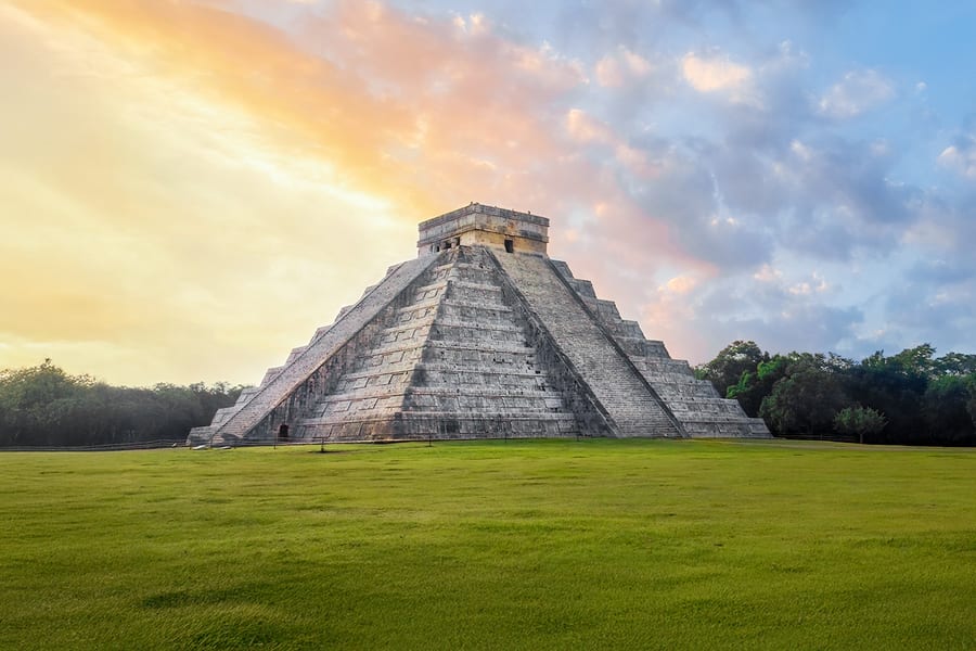 From Cancún: Chichén Itzá, Cenote & Valladolid Tour (Without Taxes), Cancun