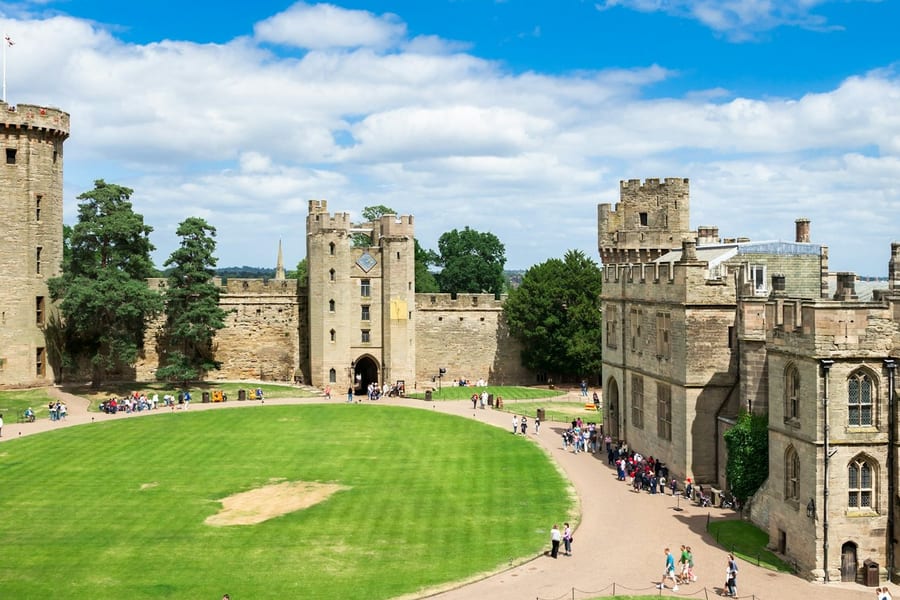 Oxford, Stratford, The Cotswolds & Warwick: Full-Day Guided Tour from London, at Warwick Castle & Oxford Day Trips From London