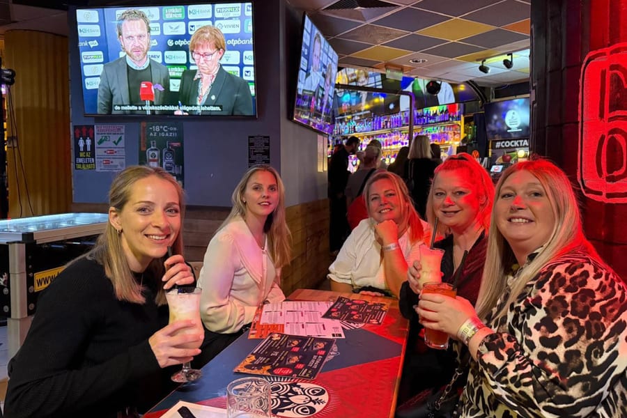 Budapest Pub Crawl & Ruin Bar Tour – Free Shots & VIP Entry, Budapest