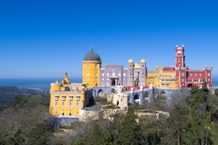Lisboa Card + Pena Palace, at Lisbon City Cards