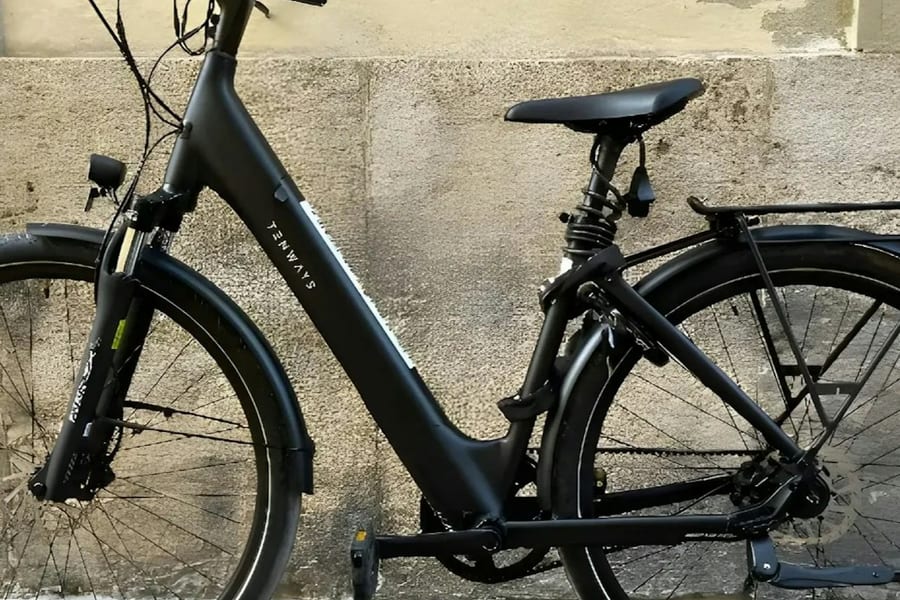 Valencia: Electric Bike Rental, at Valencia Bike Rental