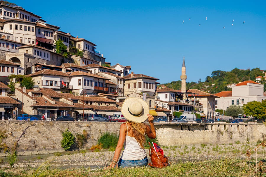 From Tirana: Berat City & Belshi Lake Day Trip with Wine Tasting, Tirana