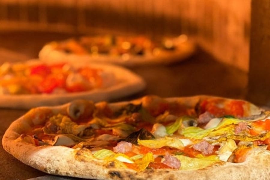 Pizza- und Gelato-Kochkurs in einem toskanischen Landhaus ab Florenz, at Florence Cooking Classes, Florence