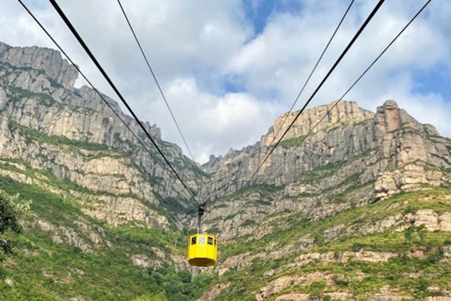 Teleférico de Montserrat: Viaje de Ascenso, at Montserrat Cable Car Station, Barcelona