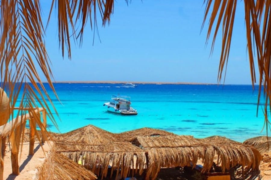 قاهره: سفر دریایی به جزیره اورنج بی + غواصی + ناهار, at Hurghada Diving Snorkeling, Hurghada