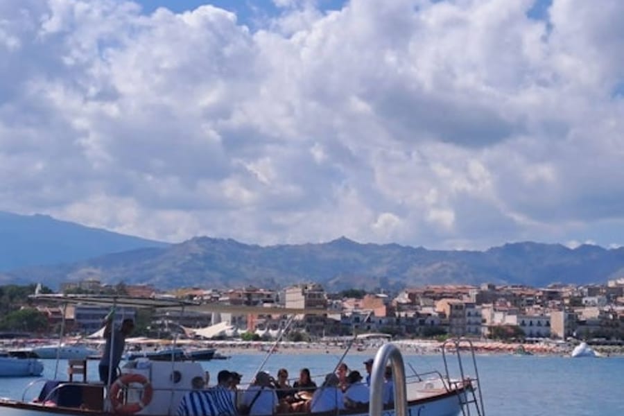 Κρουαζιέρα Giardini Naxos Taormina, Isola Bella, at Taormina Cruises, Taormina