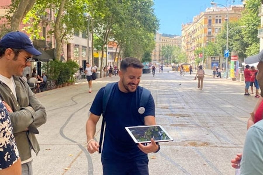 Barcelona: Private Tapas Tasting Tour in French, at Barcelona Food Tours, Barcelona
