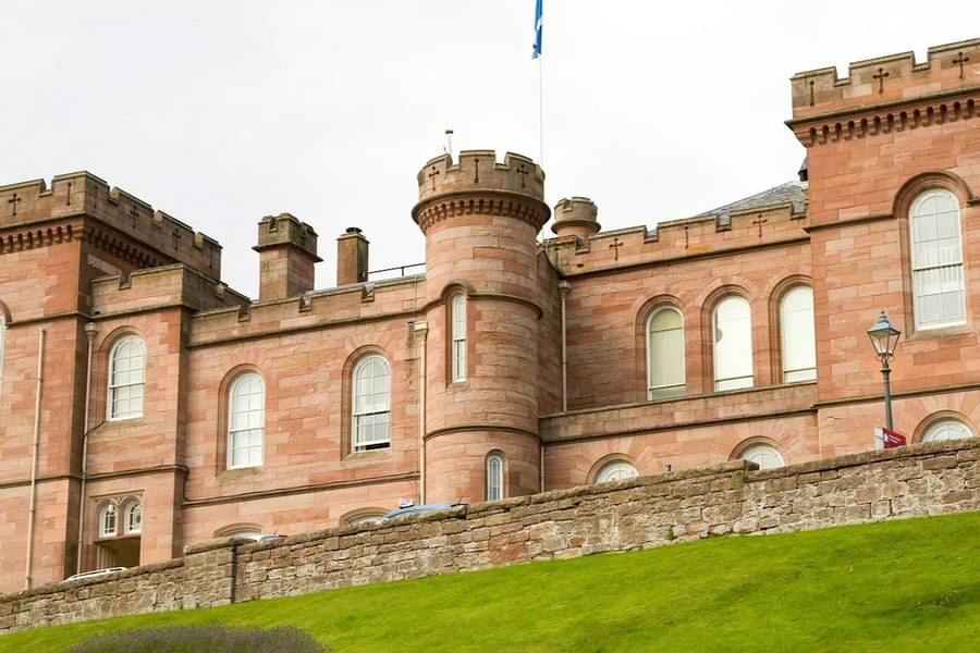 Inverness Castle: Entry Ticket + City Audio Guide, at Inverness City Tours