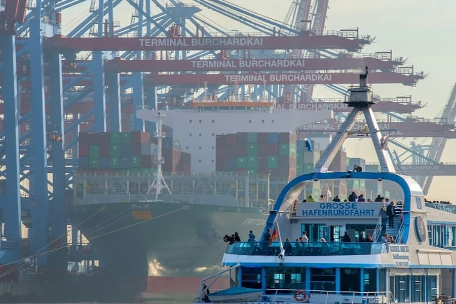 Elphi Plaza Guided Tour and Harbour Cruise, Hamburg