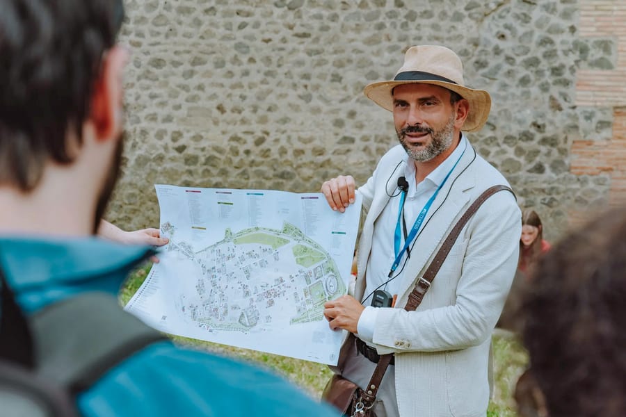 From Naples: Pompeii & Vesuvius Guided Tour with Transfers, Naples